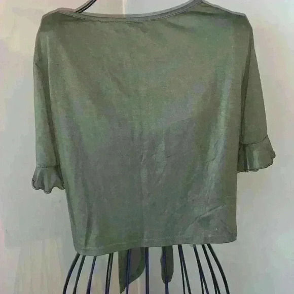 Green Crop Top - Picture 3 of 3